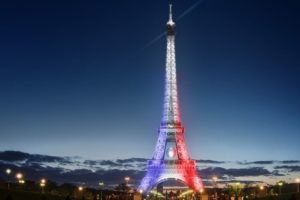 ステキ! EURO2016のスポンサー「Orange」がSNSを活用しエッフェル塔を鮮やかに彩る!
